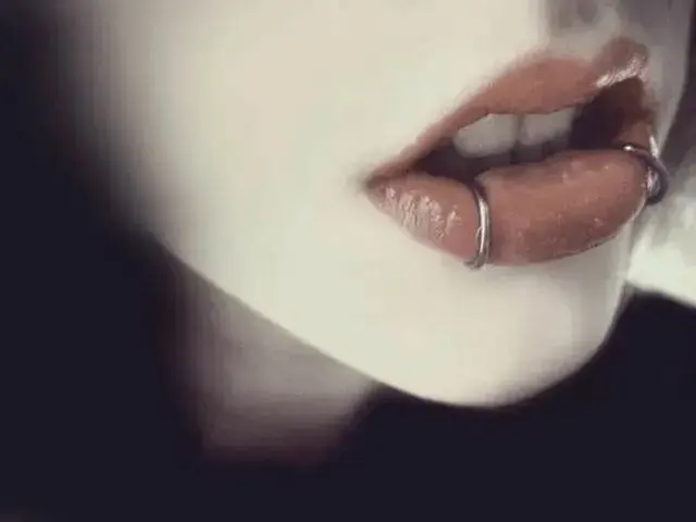 女王 - 2025-11-13 230753