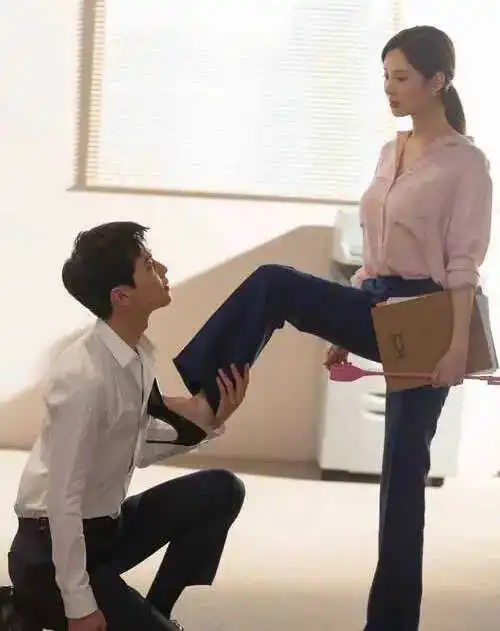 西檬之家-字母圈的Dom是什么意思？新手必读指南