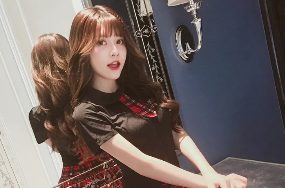 女王 - 4032